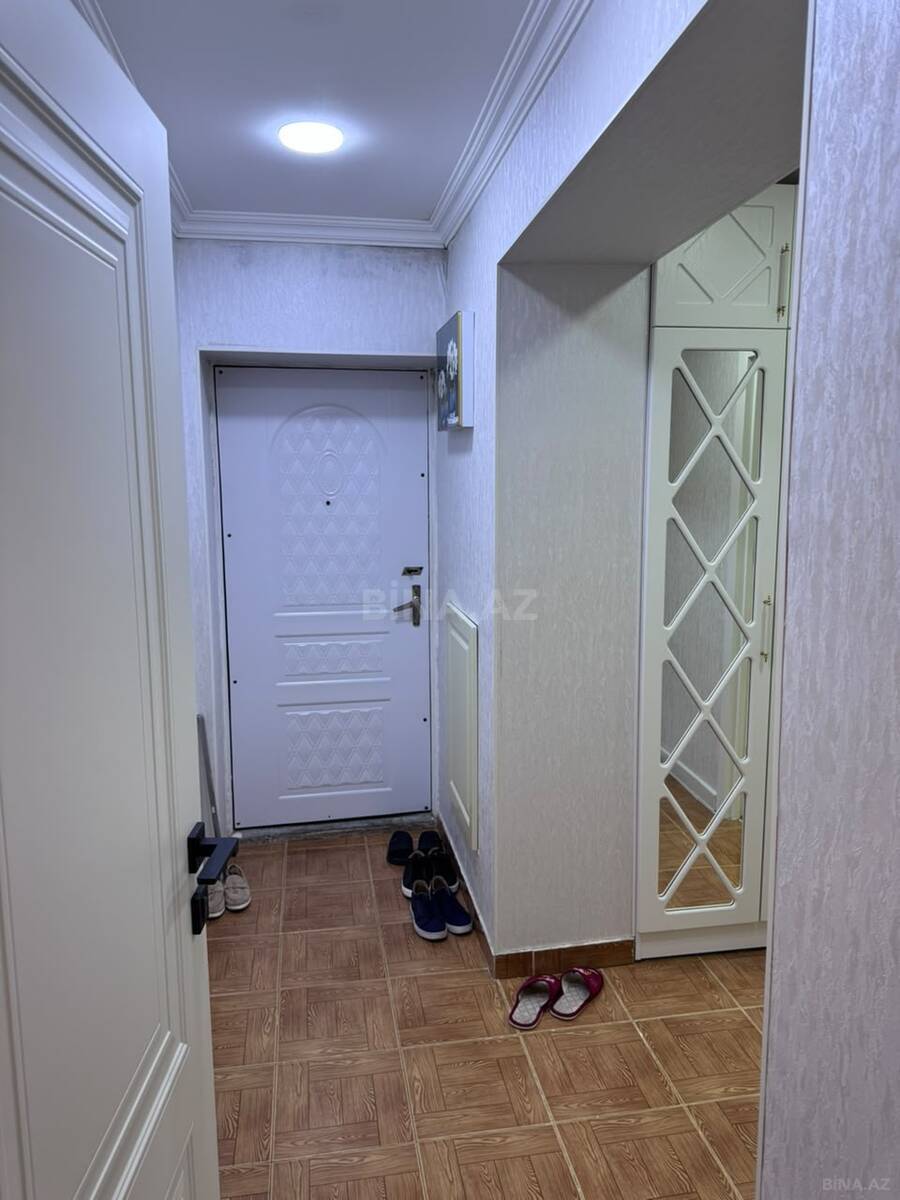 2 otaqlı Köhnə tikili, Neftçilər m., Bakı