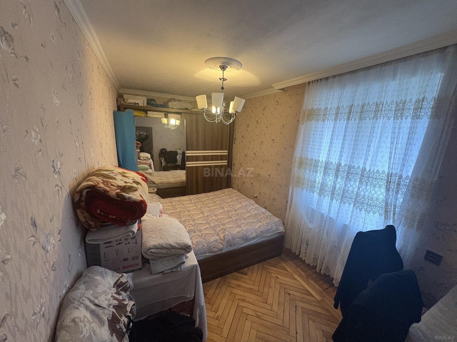 2 otaqlı Köhnə tikili, Şah İsmayıl Xətai m., Bakı