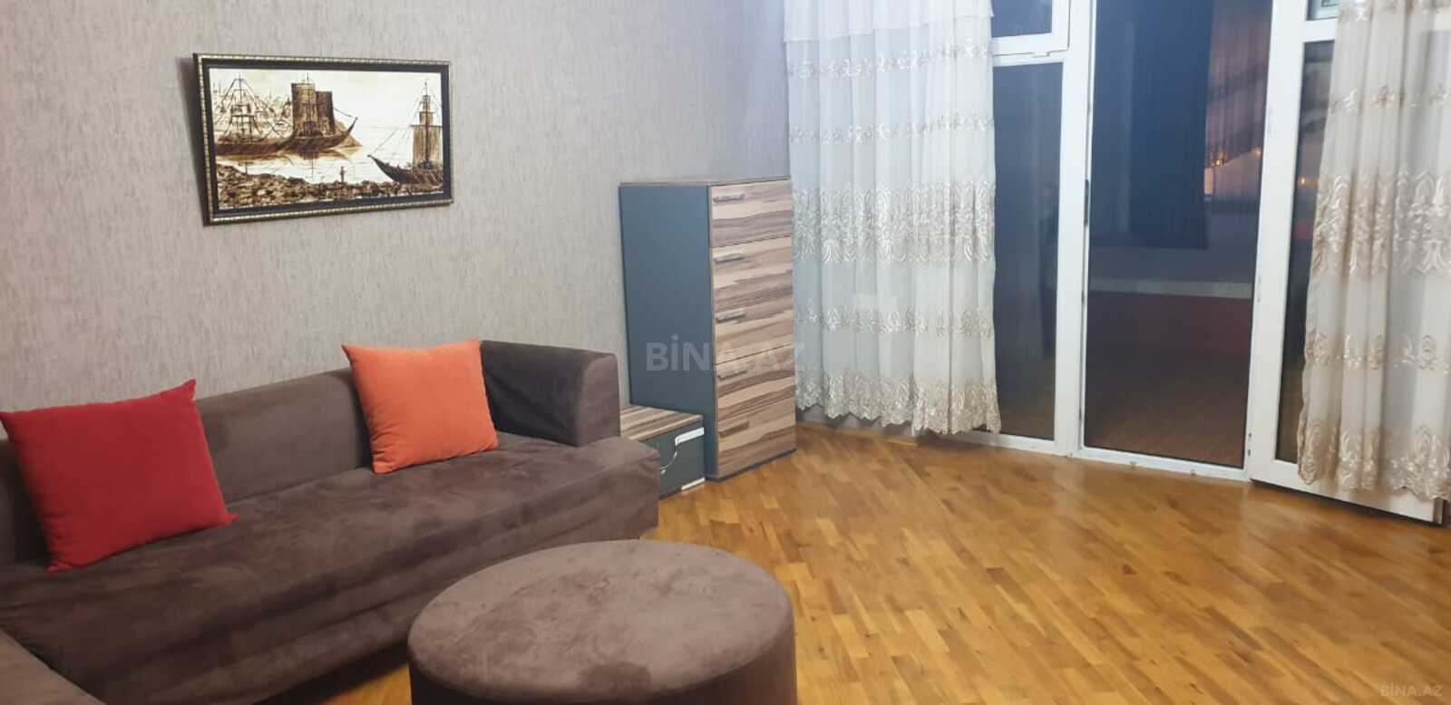3 otaqlı Köhnə tikili, Sahil m., Bakı