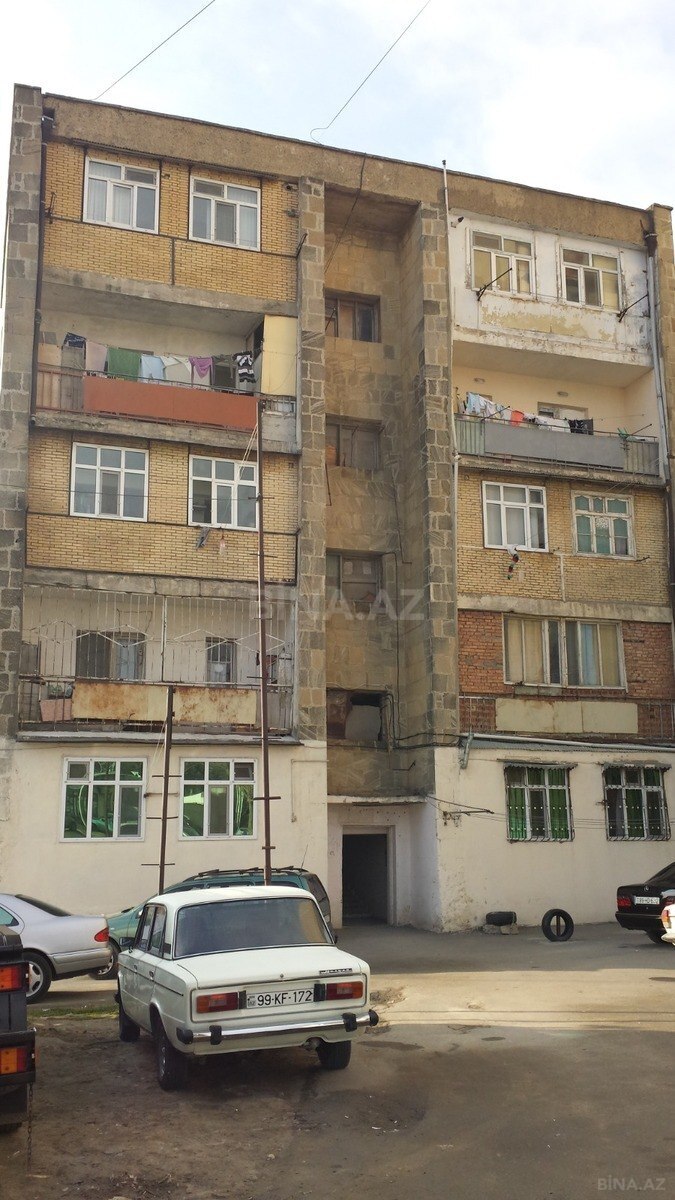 3 otaqlı Köhnə tikili, Həzi Aslanov m., Bakı