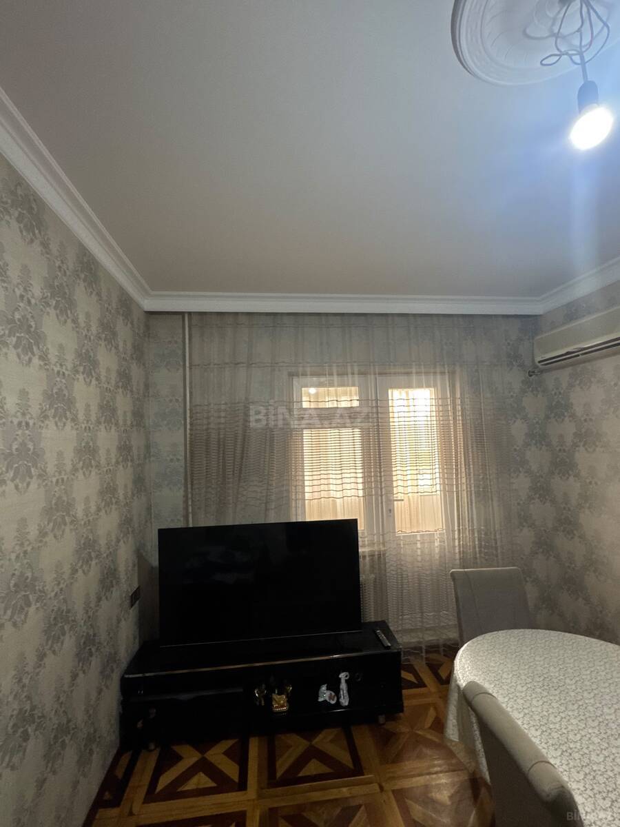 4 otaqlı Köhnə tikili, Həzi Aslanov q., Bakı