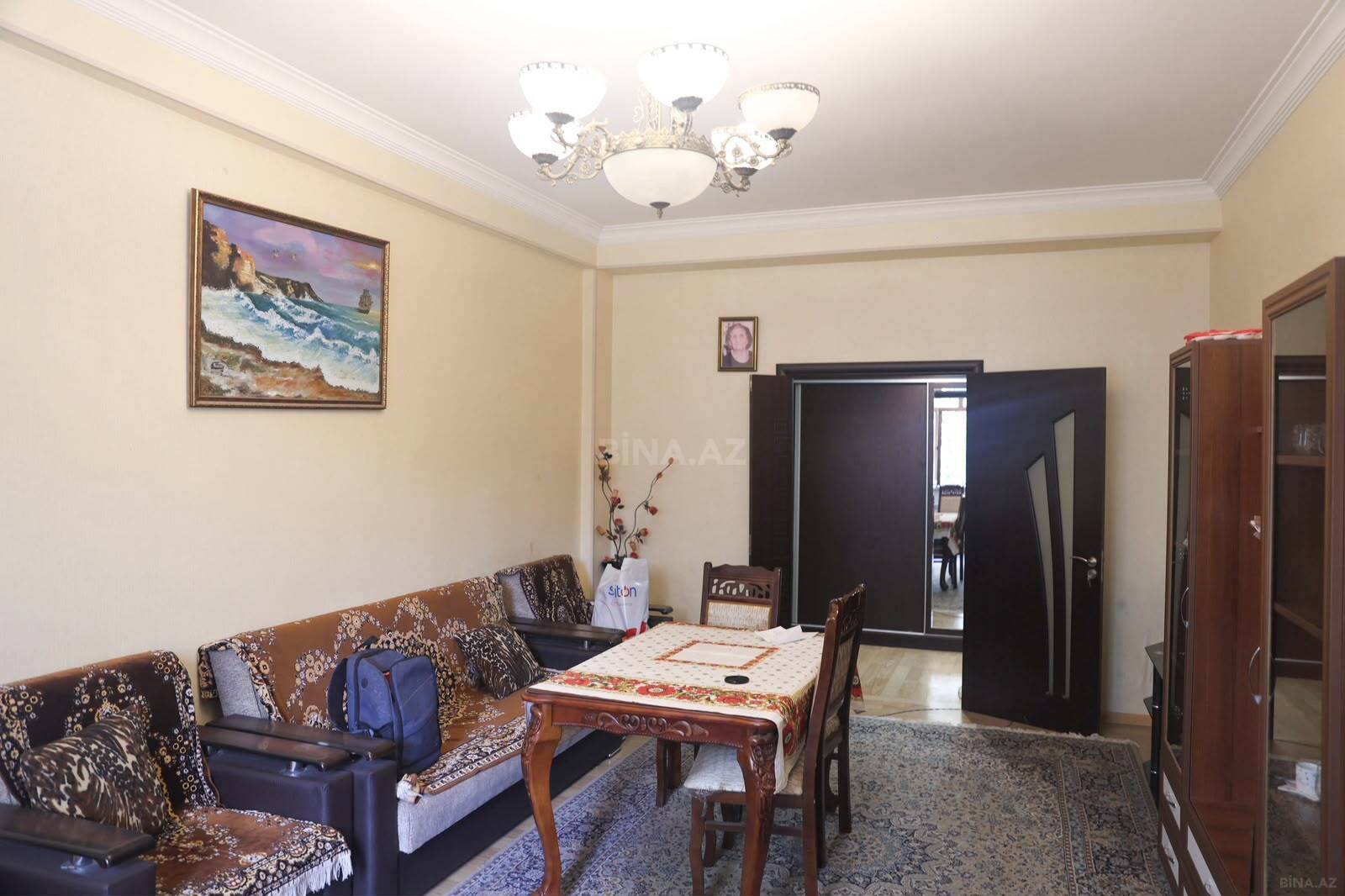 2 otaqlı Köhnə tikili, 20 Yanvar m., Bakı