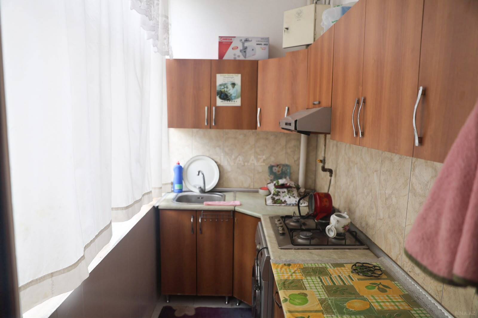 2 otaqlı Köhnə tikili, 20 Yanvar m., Bakı