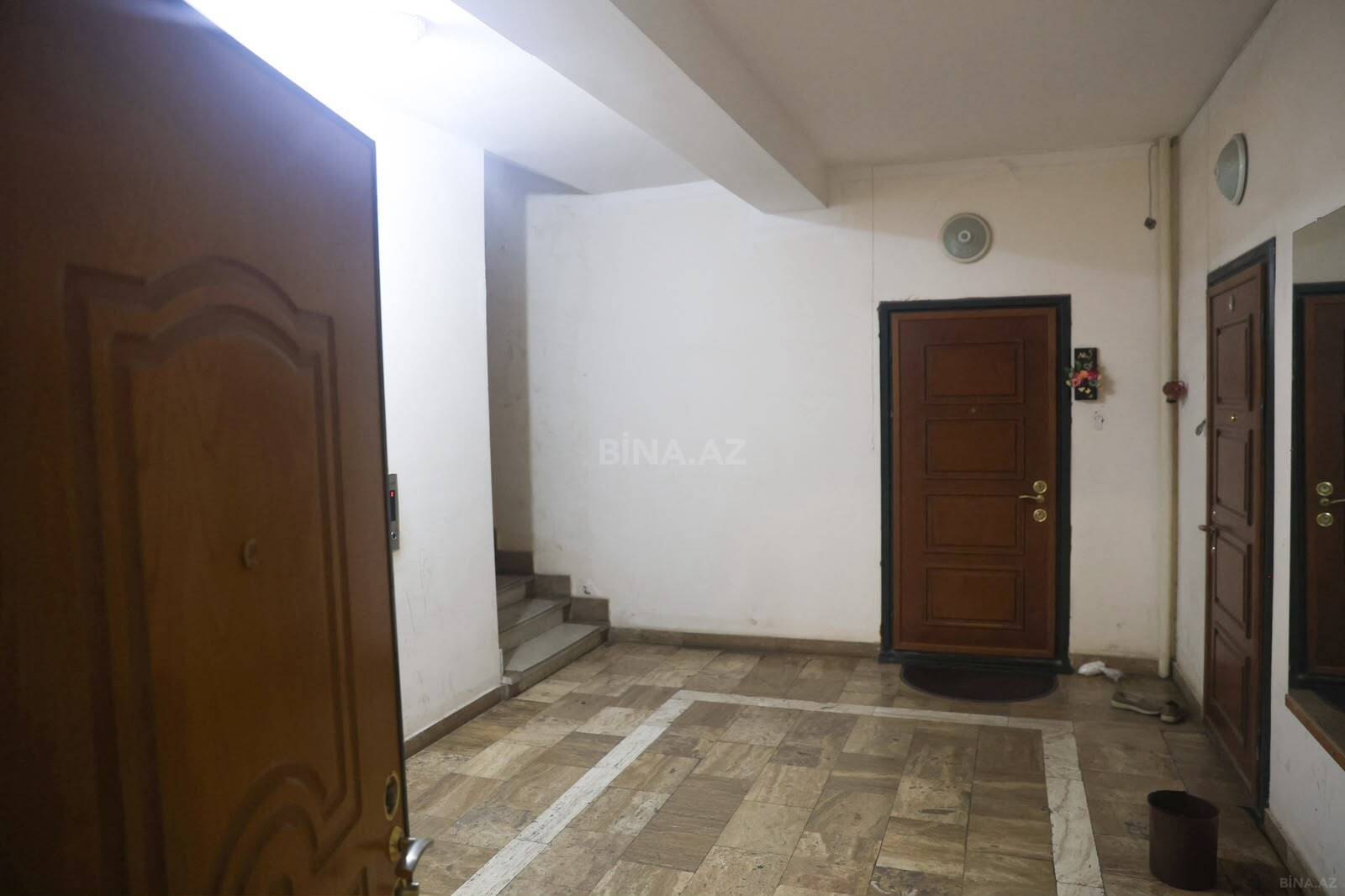 2 otaqlı Köhnə tikili, 20 Yanvar m., Bakı