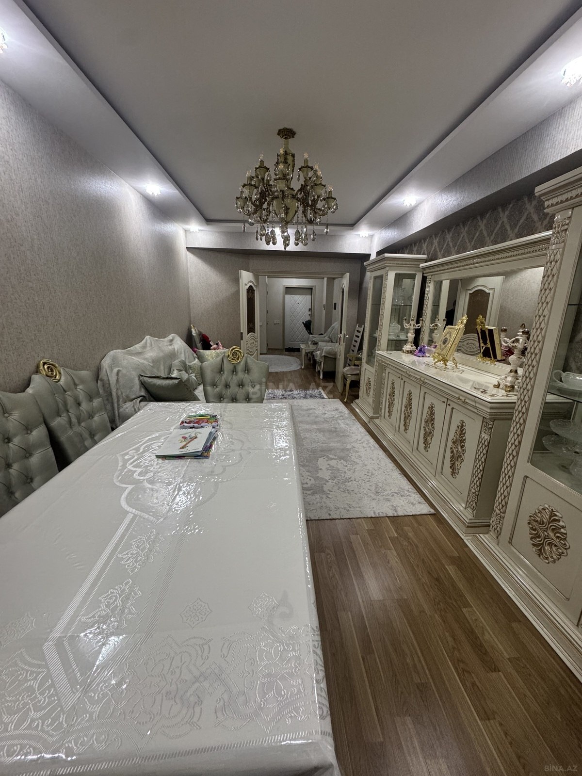 3 otaqlı Yeni tikili, Bakıxanov q., Bakı