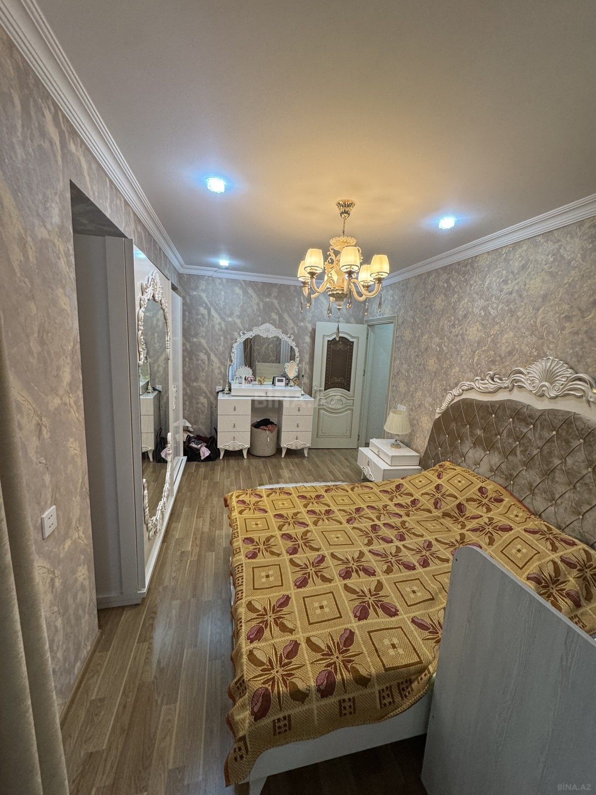 3 otaqlı Yeni tikili, Bakıxanov q., Bakı