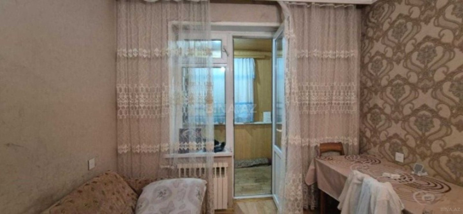 2 otaqlı Köhnə tikili, Xalqlar Dostluğu m., Bakı