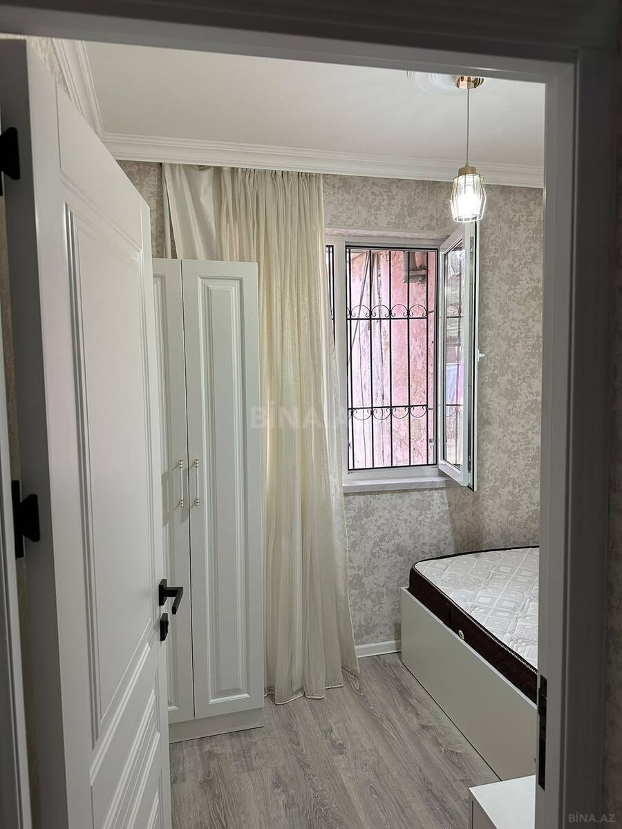 2 otaqlı Köhnə tikili, Neftçilər m., Bakı