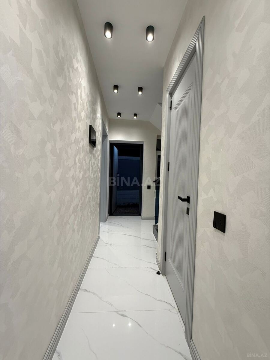 5 otaqlı Həyət evi/Bağ evi, Qaraçuxur q., Bakı