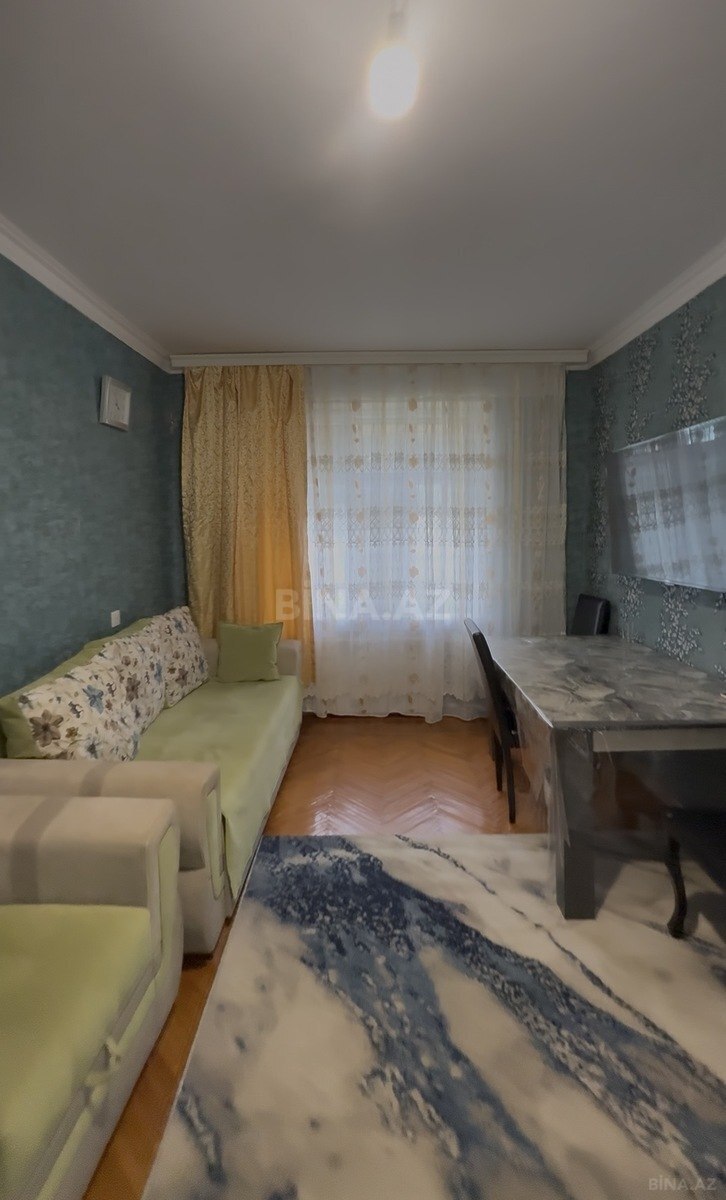 2 otaqlı Köhnə tikili, Əhmədli m., Bakı