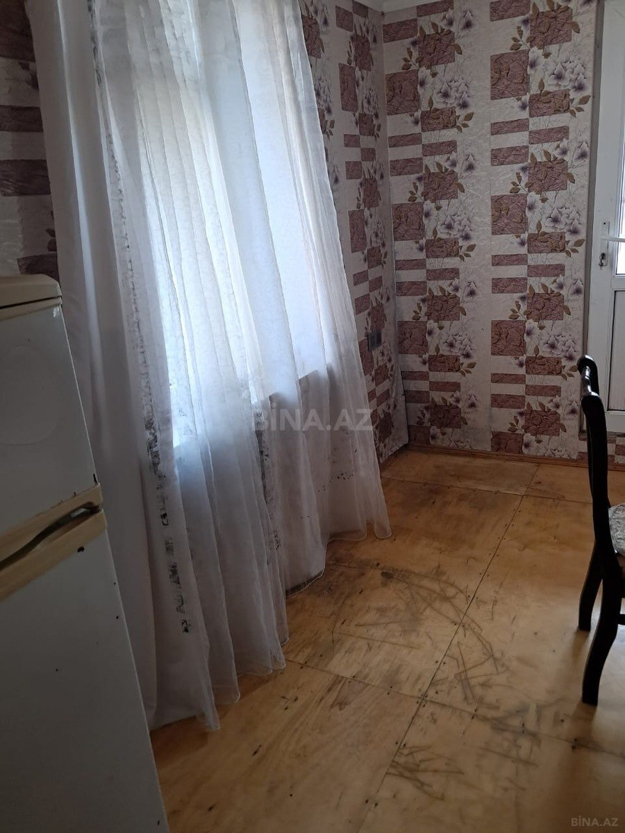 3 otaqlı Köhnə tikili, Neftçilər m., Bakı