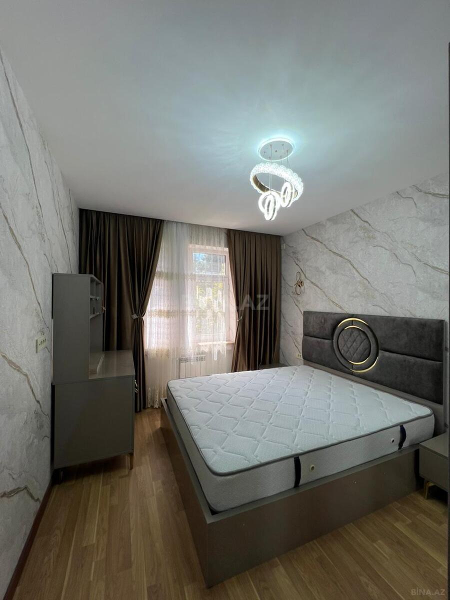 5 otaqlı Köhnə tikili, Əhmədli m., Bakı
