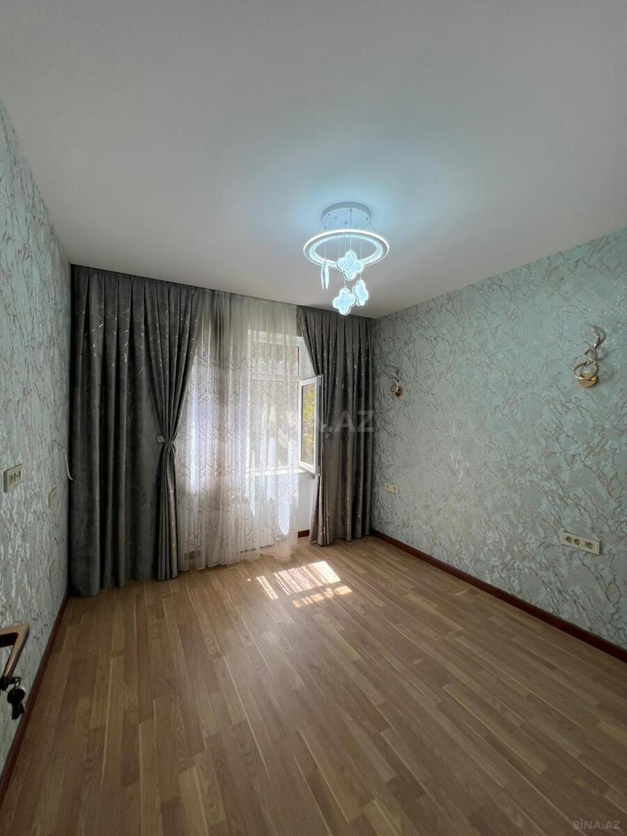 5 otaqlı Köhnə tikili, Əhmədli m., Bakı