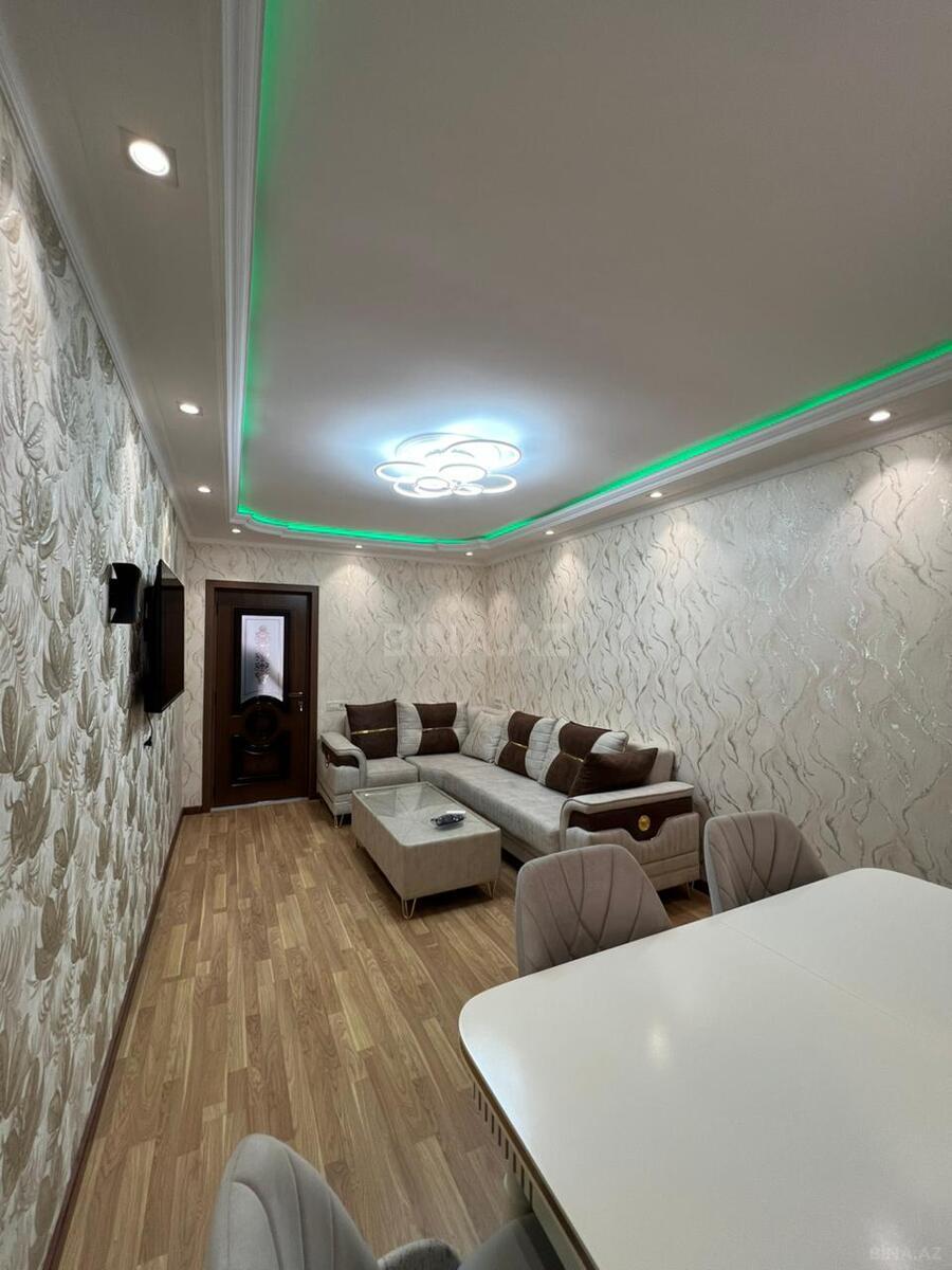 5 otaqlı Köhnə tikili, Əhmədli m., Bakı