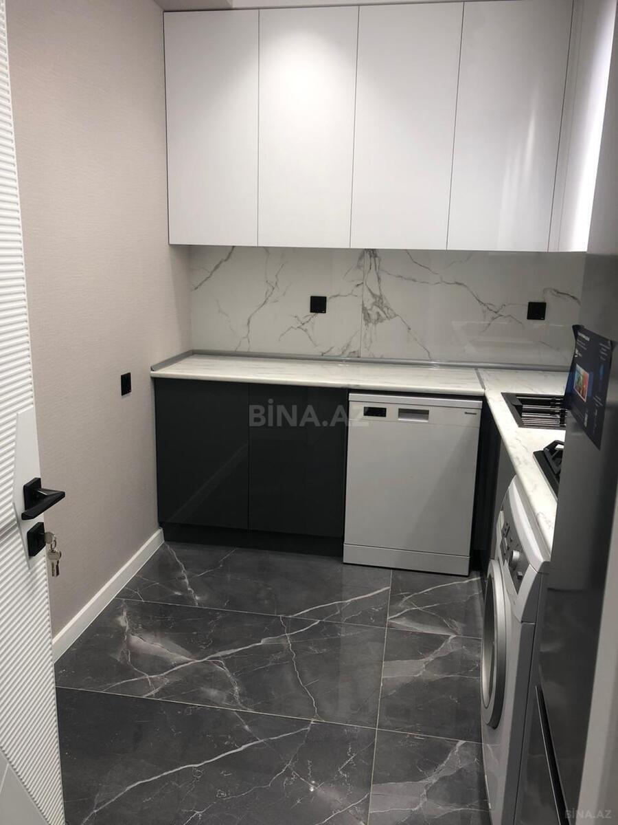 3 otaqlı Yeni tikili, Bakıxanov q., Bakı