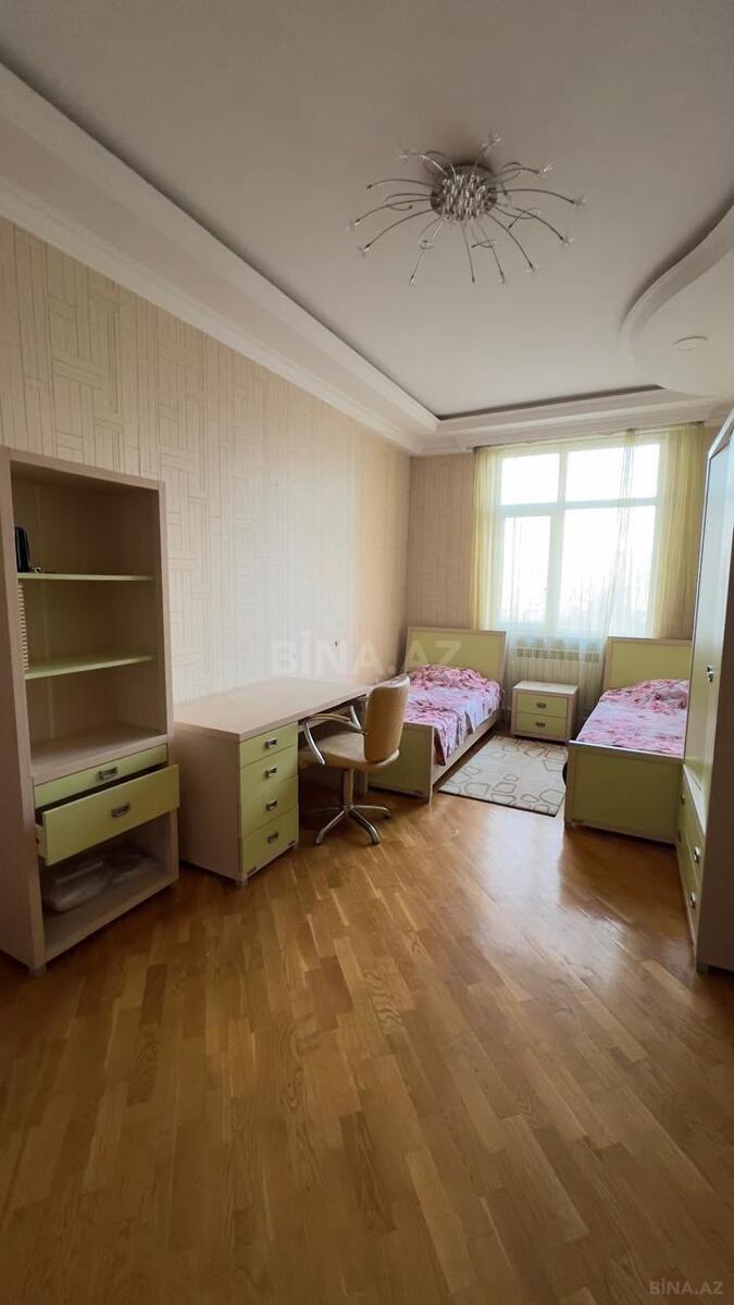 3 otaqlı Yeni tikili, İnşaatçılar m., Bakı