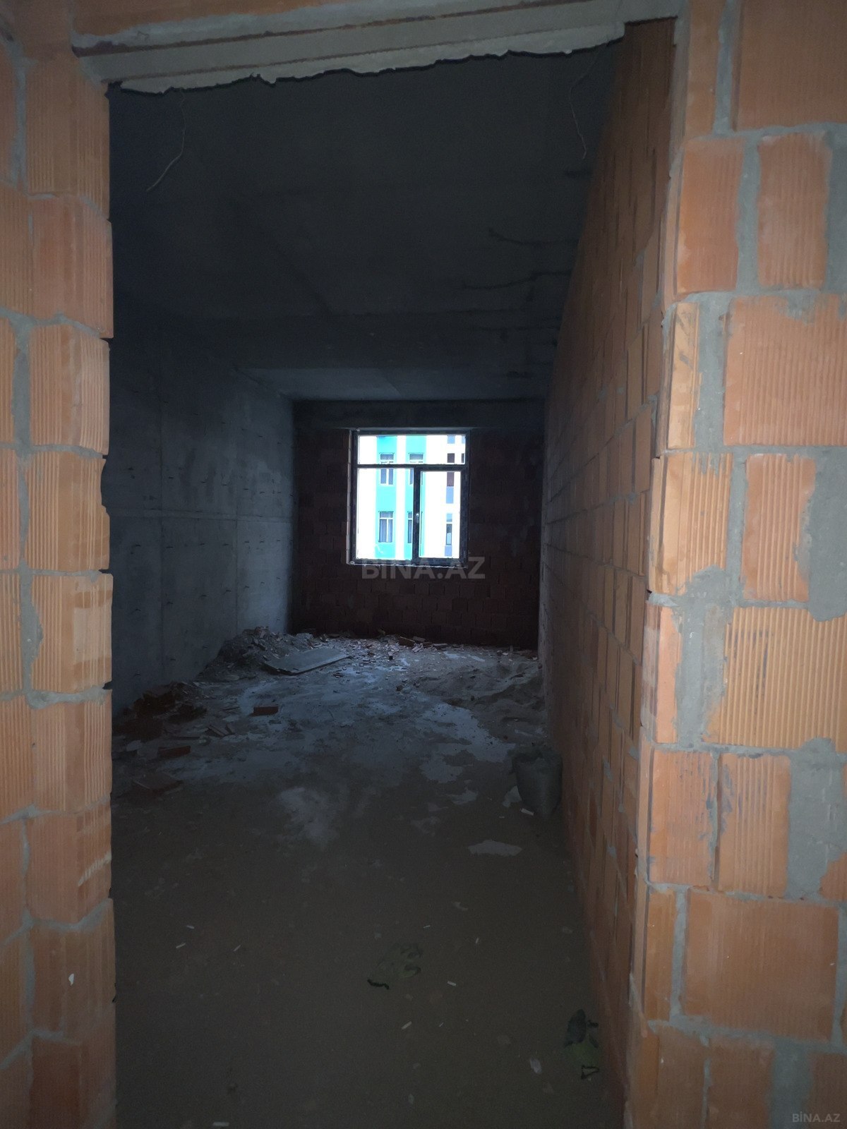 2 otaqlı Yeni tikili, Xırdalan