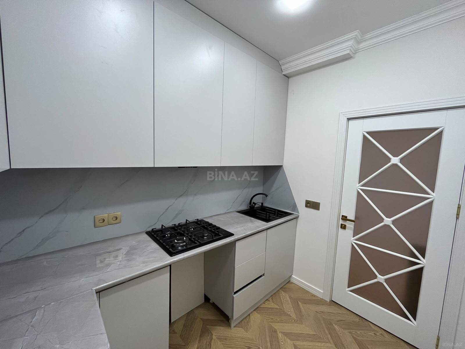 2 otaqlı Yeni tikili, Neftçilər m., Bakı