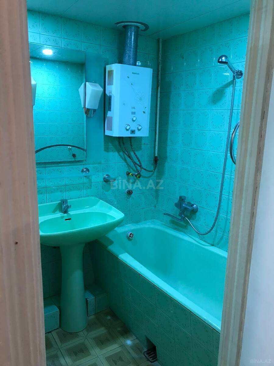 3 otaqlı Köhnə tikili, Elmlər Akademiyası m., Bakı