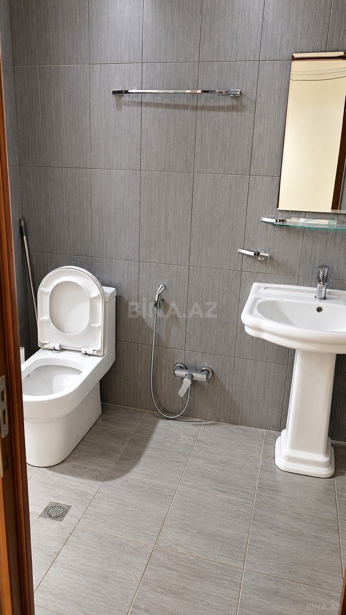 2 otaqlı Yeni tikili, 8 Noyabr m., Bakı