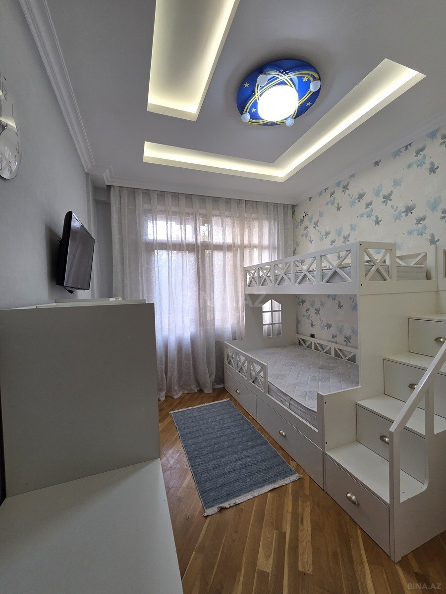 3 otaqlı Yeni tikili, 28 May m., Bakı