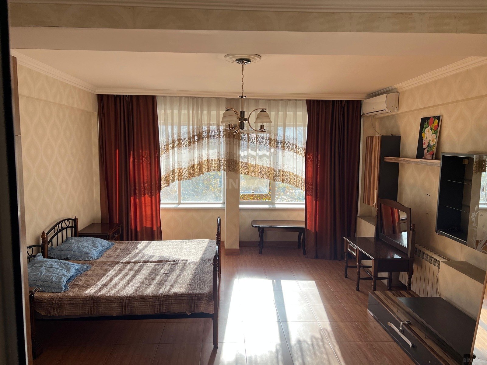 3 otaqlı Köhnə tikili, Nəsimi r., Bakı