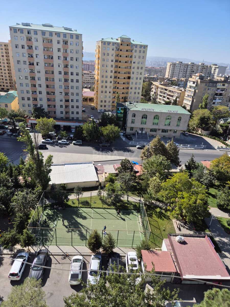 3 otaqlı Köhnə tikili, Həzi Aslanov m., Bakı