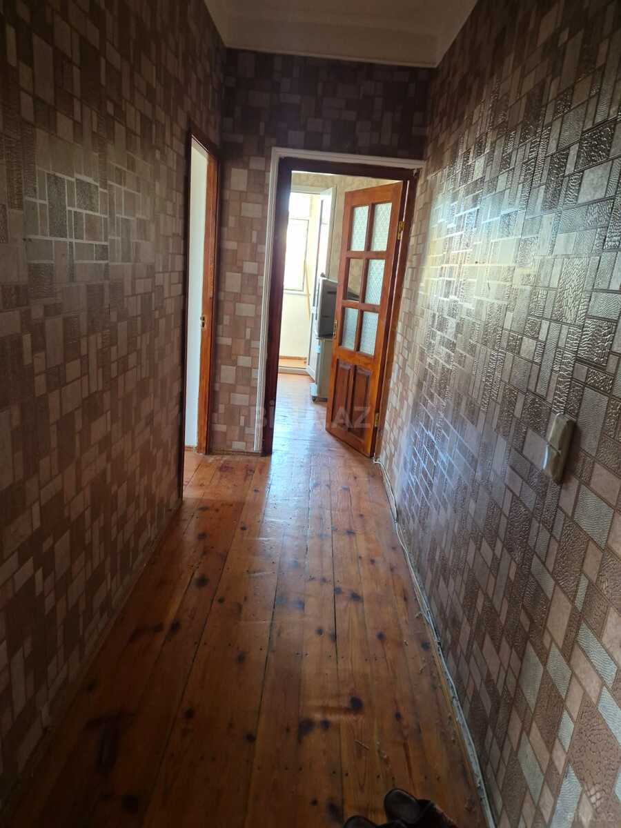 3 otaqlı Köhnə tikili, Həzi Aslanov m., Bakı