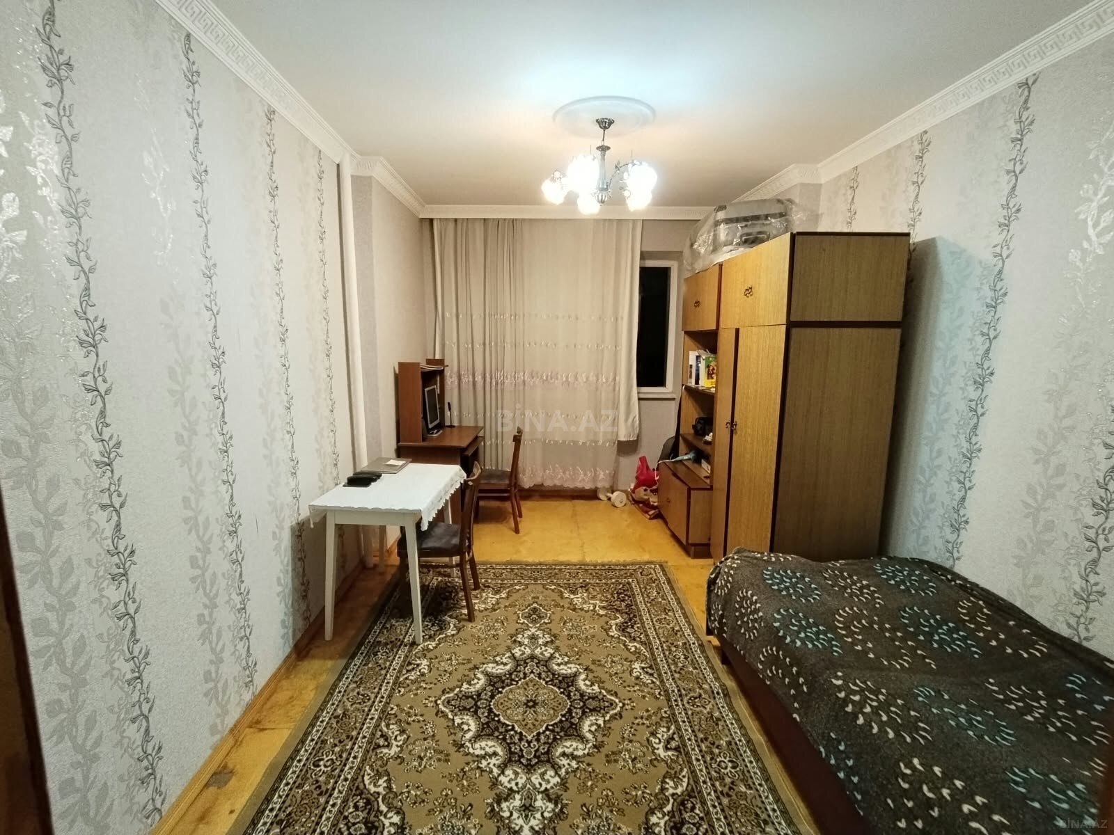 3 otaqlı Köhnə tikili, Xətai r., Bakı