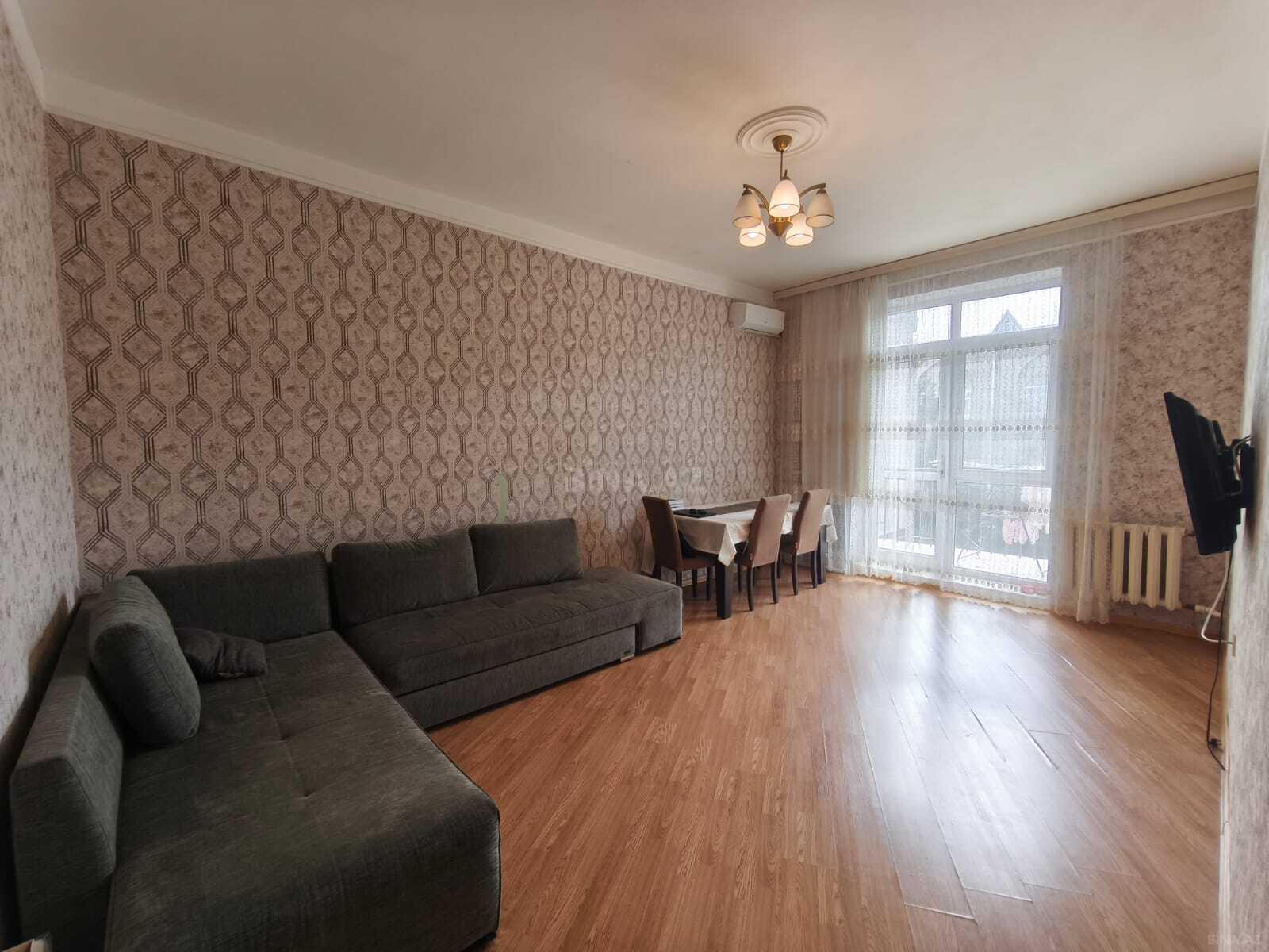 3 otaqlı Köhnə tikili, Yasamal r., Bakı
