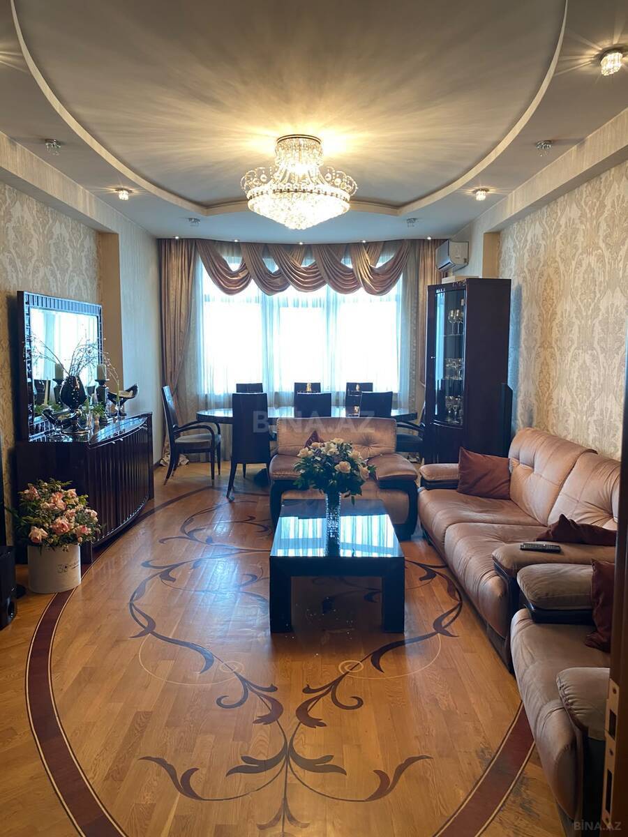 3 otaqlı Yeni tikili, 3-cü mikrorayon q., Bakı