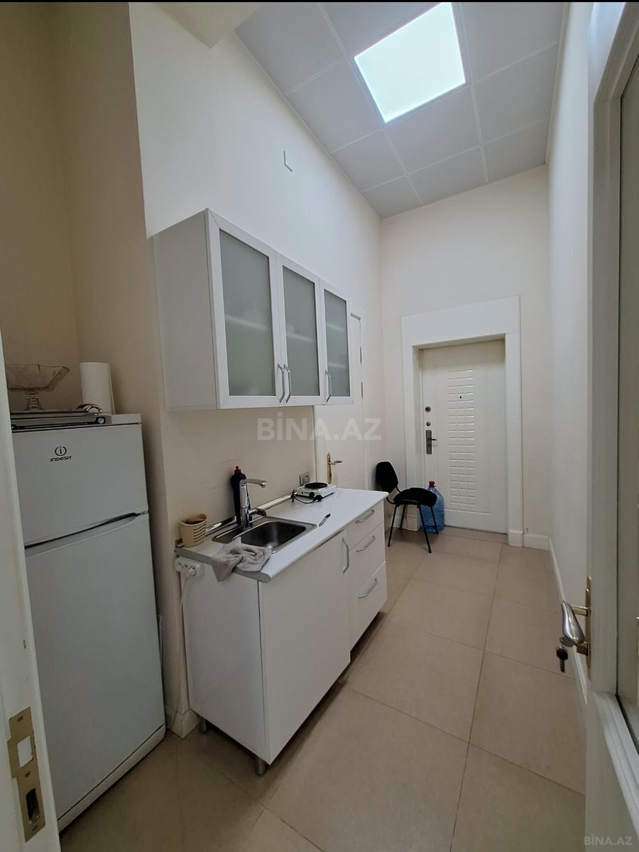 3 otaqlı Ofis, Nəriman Nərimanov m., Bakı