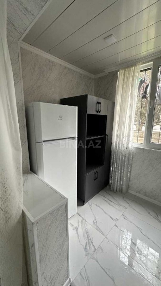 2 otaqlı Köhnə tikili, Neftçilər m., Bakı