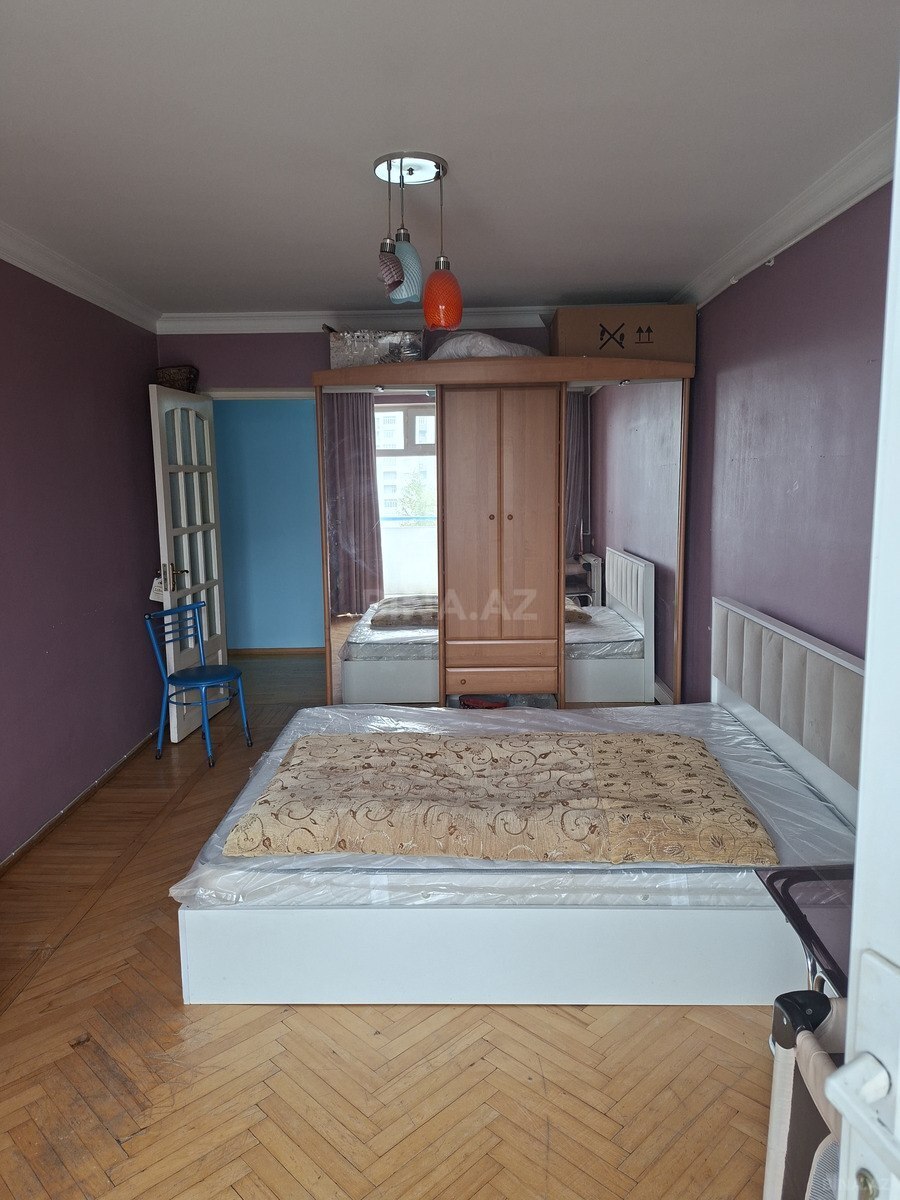 2 otaqlı Köhnə tikili, Nizami m., Bakı