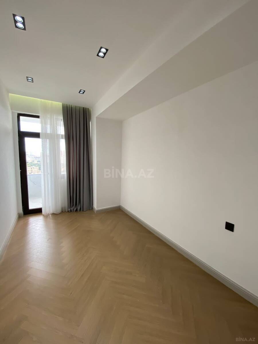 3 otaqlı Yeni tikili, Şah İsmayıl Xətai m., Bakı