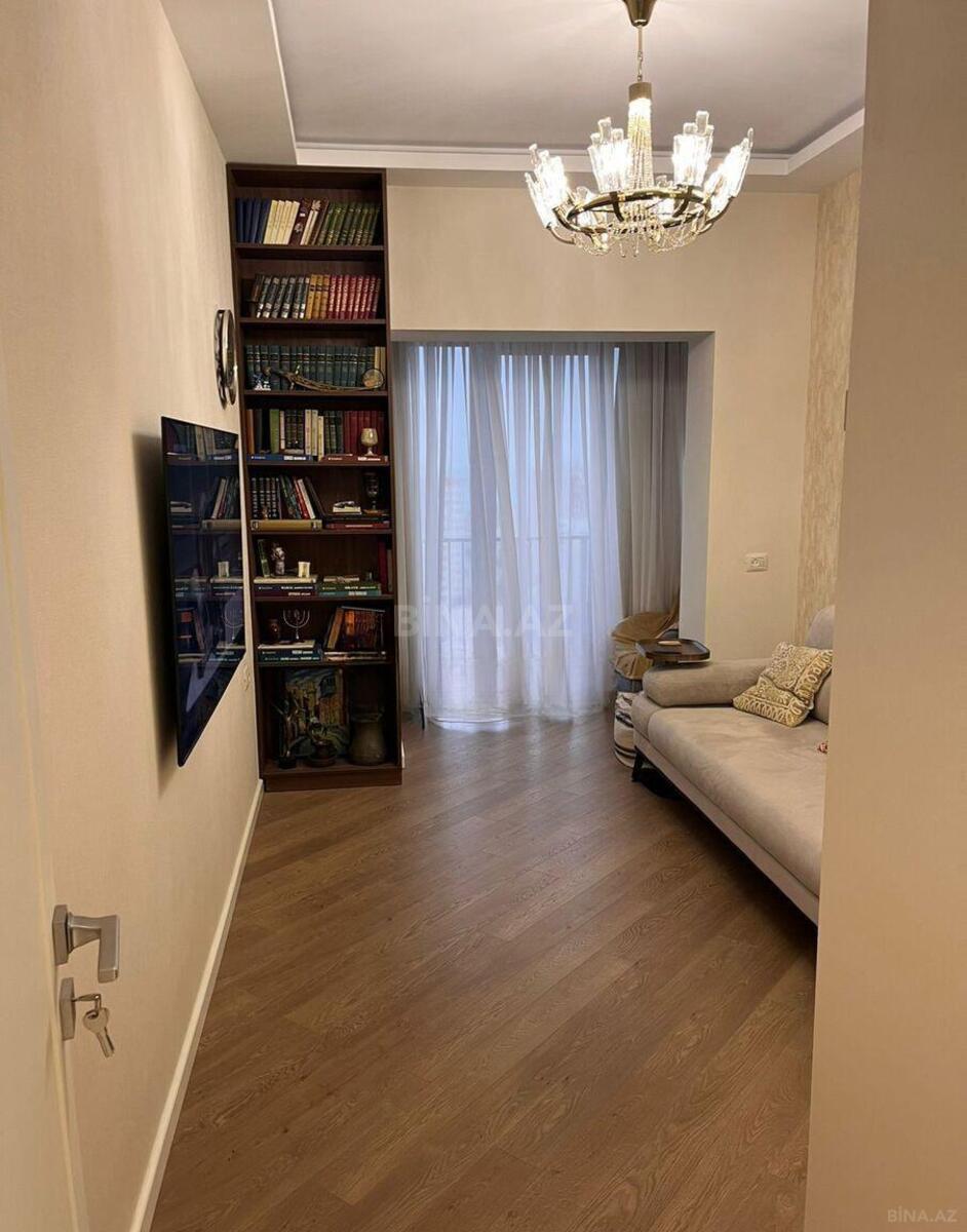 3 otaqlı Yeni tikili, Şah İsmayıl Xətai m., Bakı
