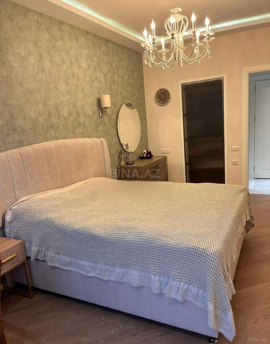 3 otaqlı Yeni tikili, Şah İsmayıl Xətai m., Bakı