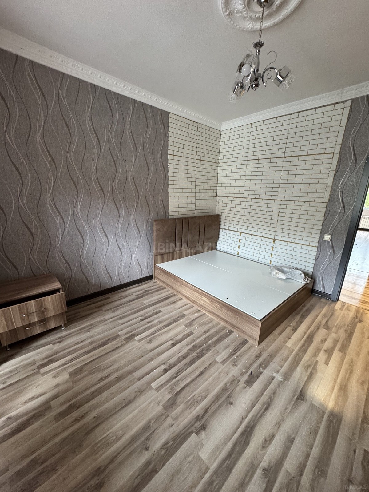 2 otaqlı Köhnə tikili, Bakıxanov q., Bakı