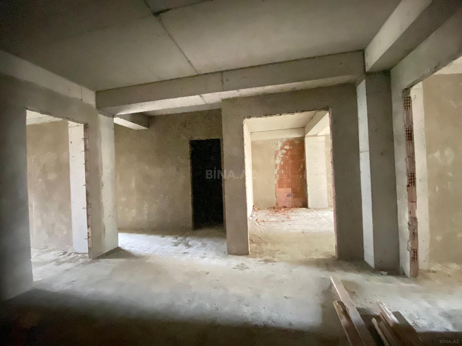 3 otaqlı Yeni tikili, Qara Qarayev m., Bakı