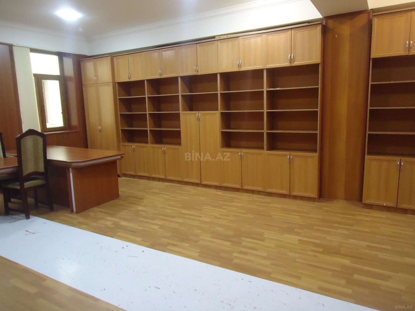 2 otaqlı Ofis, Şah İsmayıl Xətai m., Bakı