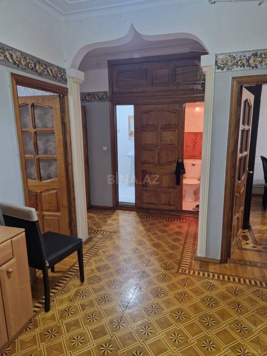 3 otaqlı Köhnə tikili, 9-cu mikrorayon q., Bakı