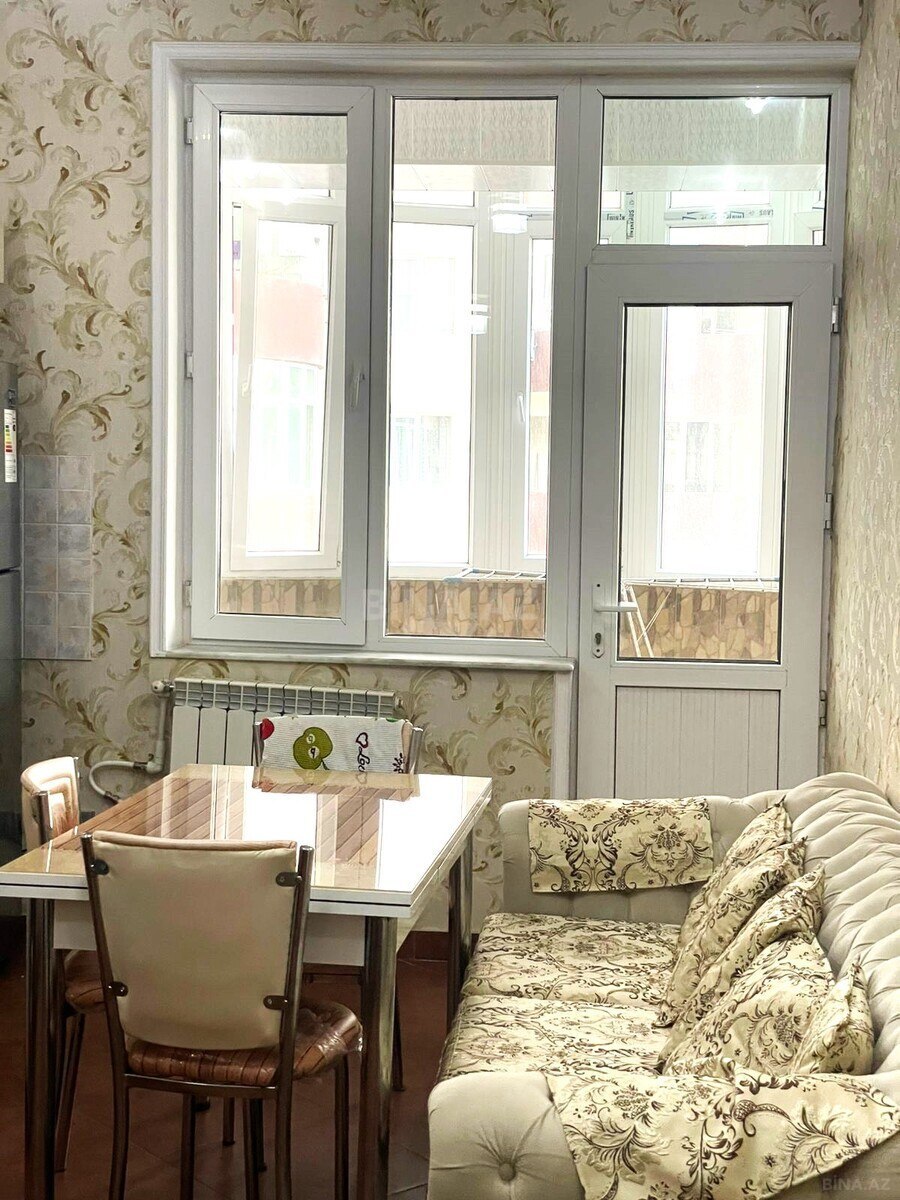 3 otaqlı Yeni tikili, Neftçilər m., Bakı