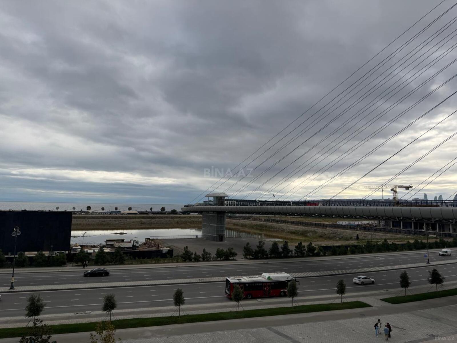 4 otaqlı Yeni tikili, Ağ şəhər q., Bakı