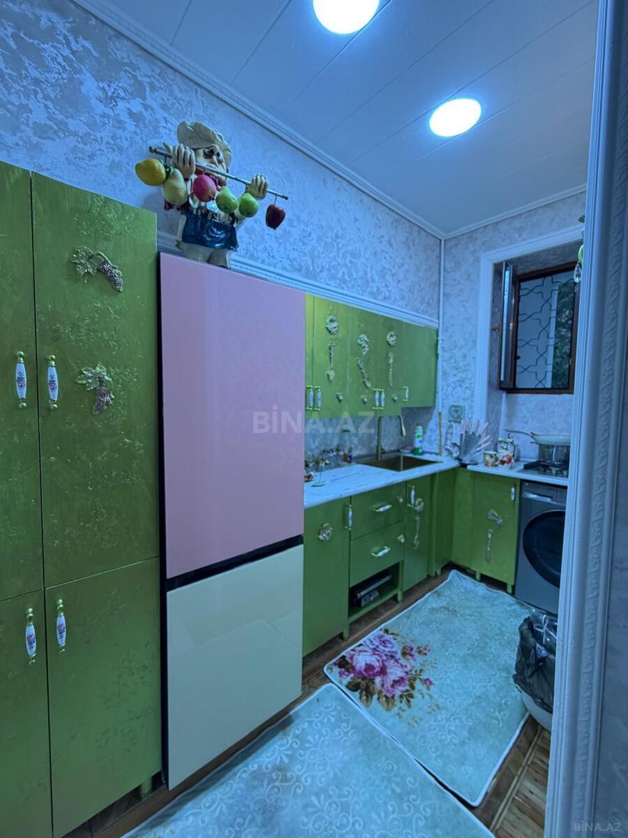 2 otaqlı Köhnə tikili, 28 May m., Bakı
