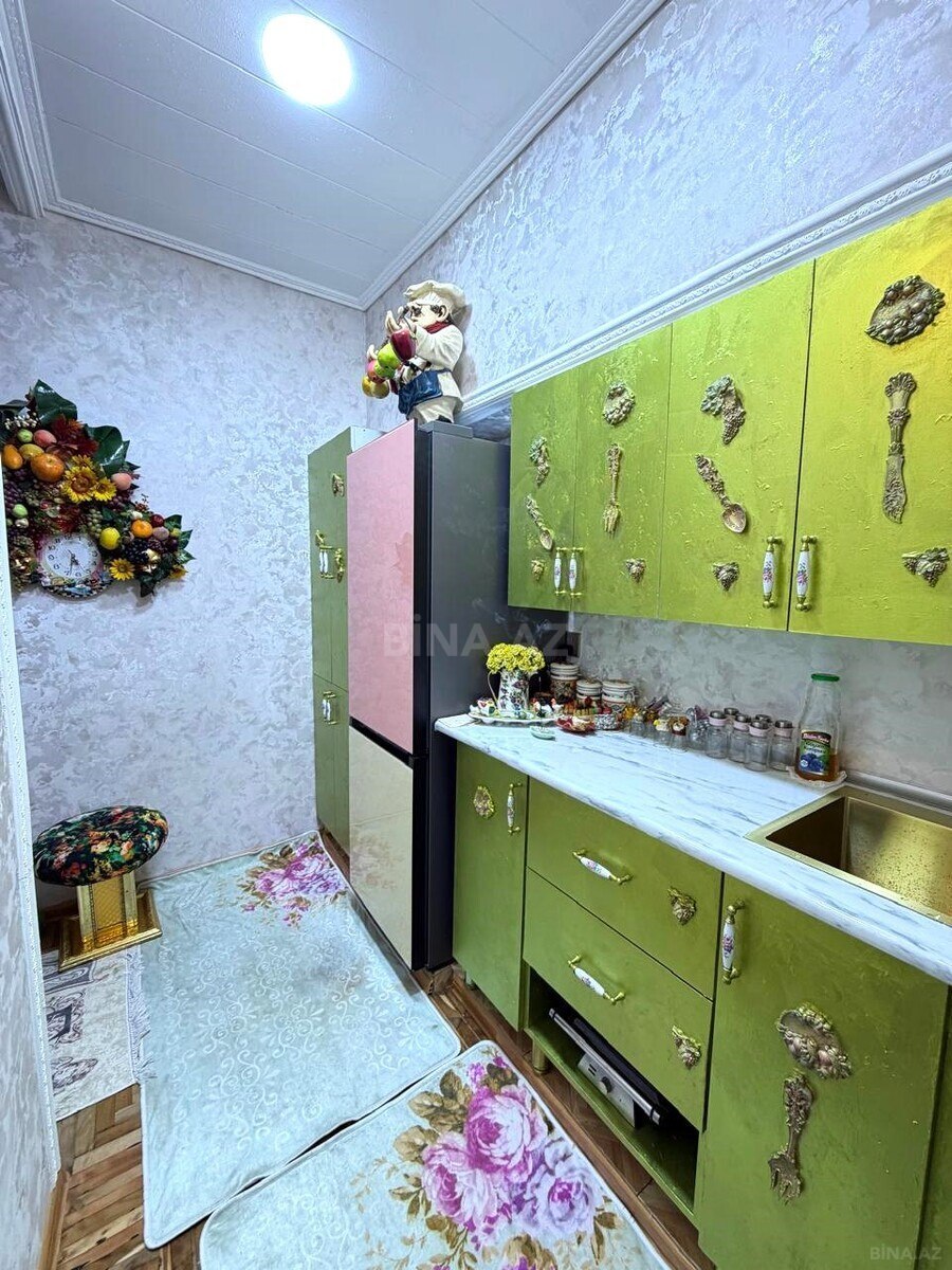 2 otaqlı Köhnə tikili, 28 May m., Bakı