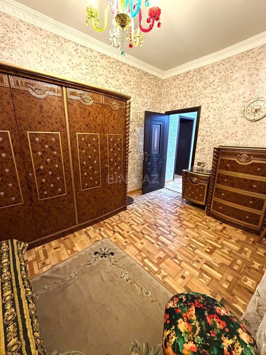 2 otaqlı Köhnə tikili, 28 May m., Bakı