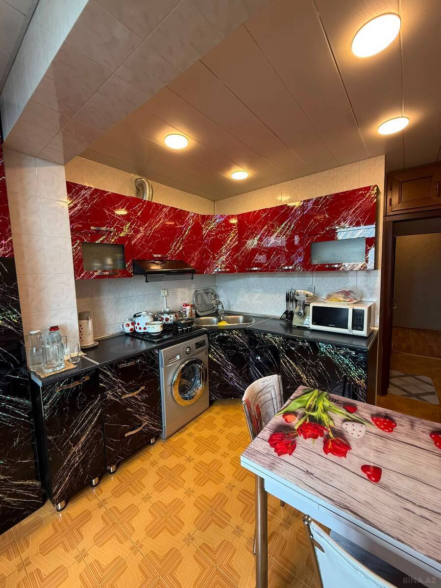 4 otaqlı Köhnə tikili, Həzi Aslanov m., Bakı