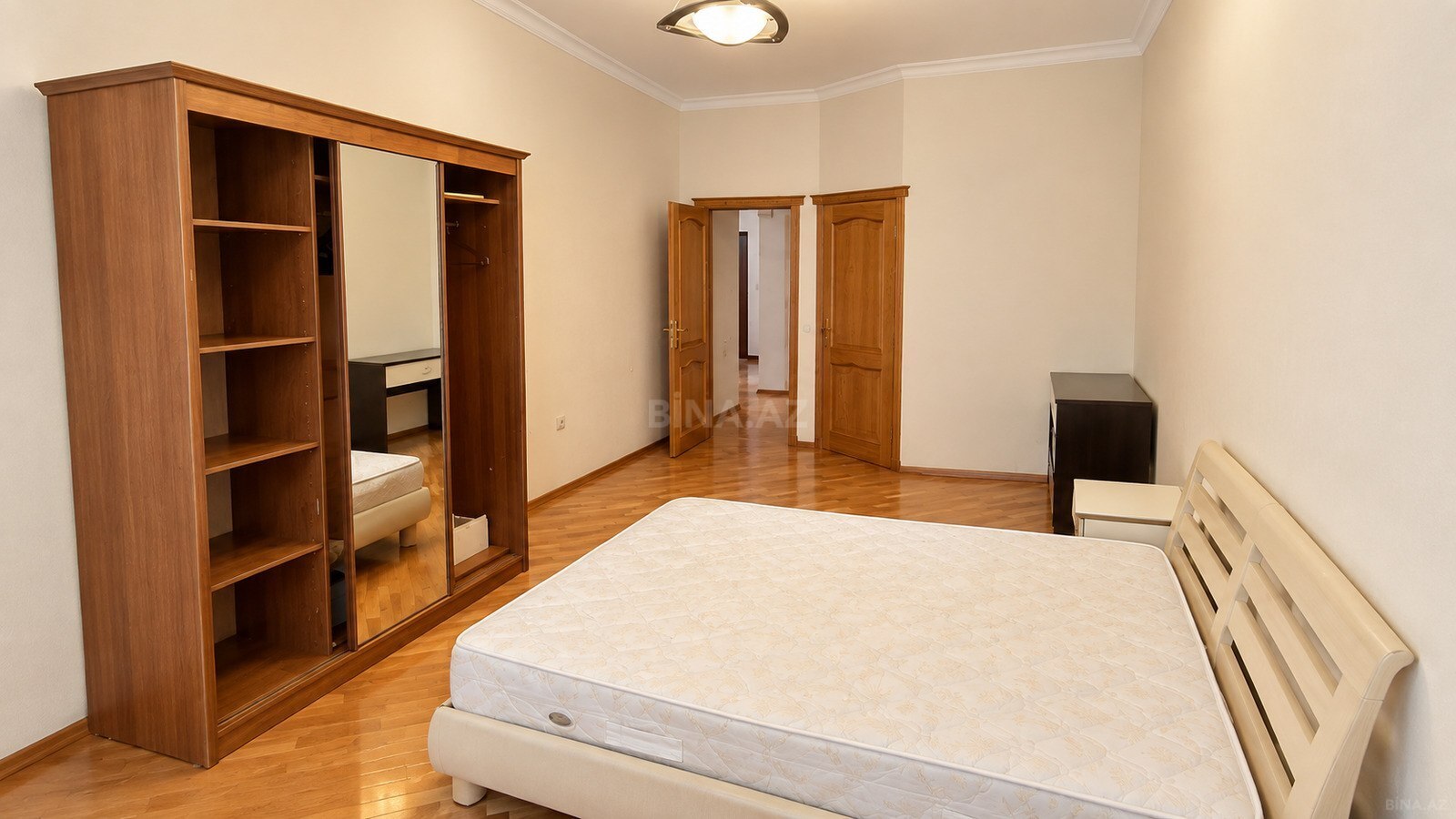 4 otaqlı Yeni tikili, 28 May m., Bakı