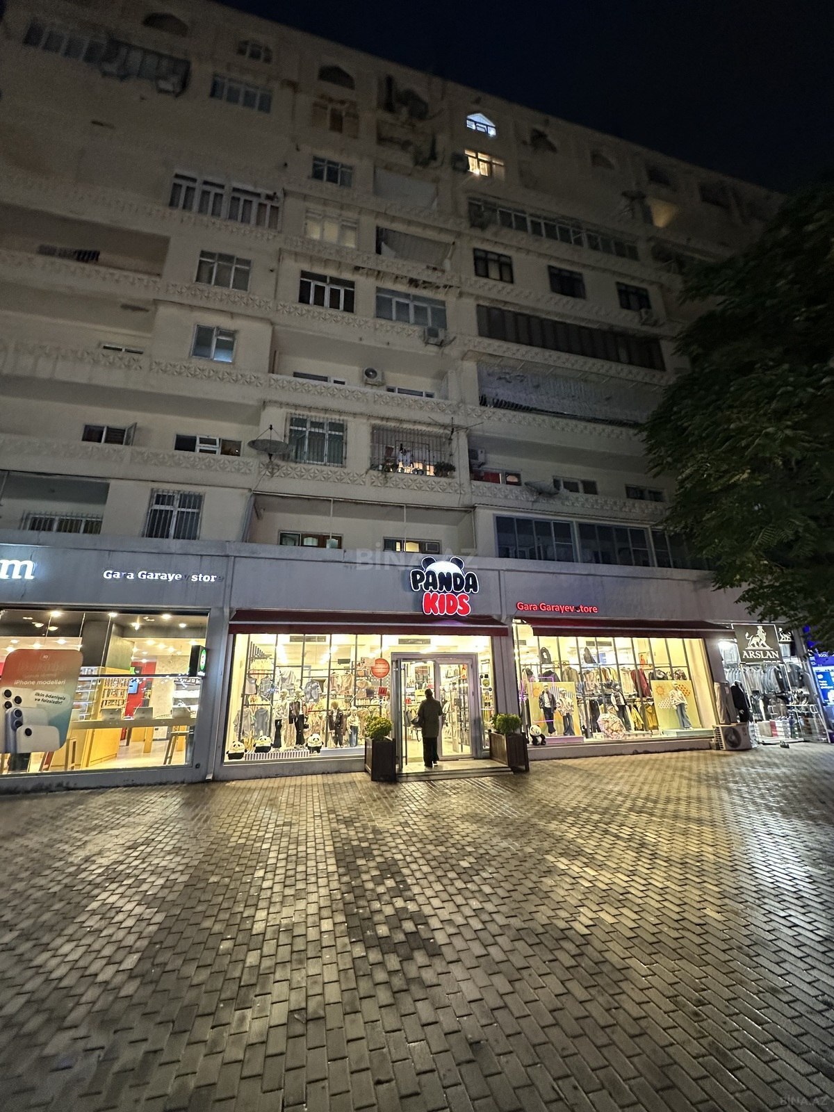 2 otaqlı Köhnə tikili, Qara Qarayev m., Bakı