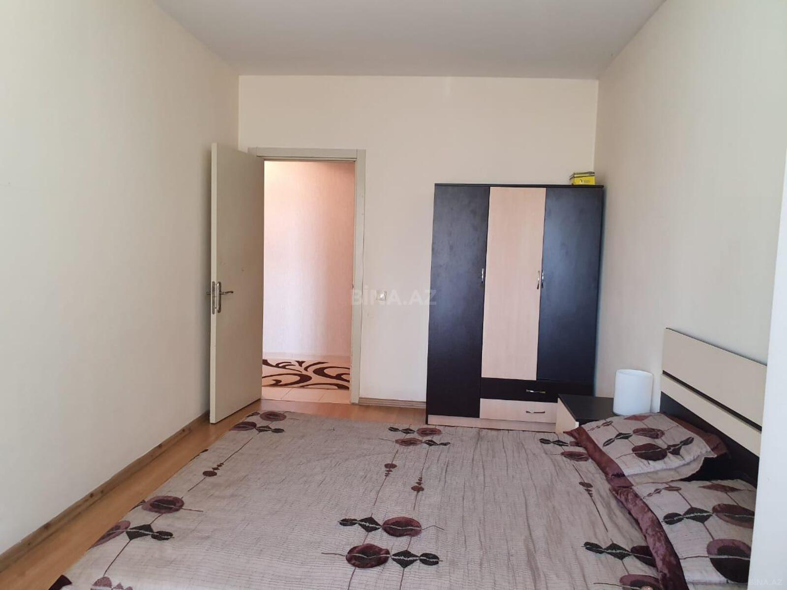 3 otaqlı Yeni tikili, Xırdalan